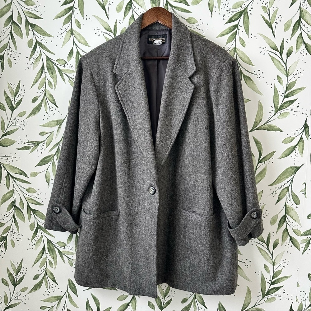 Vintage 90s Requirements Women’s Wool Coat. Gray. 18W.